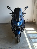 Scooter à essence bleu 150cc, cyclomoteur de rue avec pare-brise