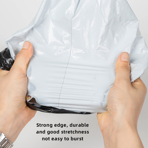 कारखाने कस्टम मुद्रित वाटरप्रूफ मेलर बैग कस्टम लोगो टी-शर्ट ई-कॉमर्स कूरियर पॉलिल लिफाफा बैग एक्सप्रेस के लिए - Product Image 4