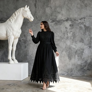 Vestido Abaya de Fiesta Elegante y Modesto de Poliéster de un Solo Color Personalizado al por Mayor para Mujeres Musulmanas - Product Image 4