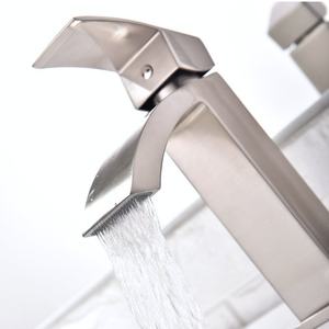 UPC Monté Par Plate-Forme En Alliage de Zinc Poignée Cascade Débit Antique Robinet de Bain En Laiton Robinet à Cascade - Product Image 6