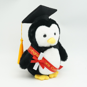 Oso de Peluche de Graduación 2026 con <span class=keywords><strong>Gorro</strong></span> y <span class=keywords><strong>Diploma</strong></span>, Peluche de Pingüino de Dibujos Animados, Lindo Pingüino de Peluche Suave con Regalo de Graduación - Product Image 3