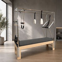 Table trapèze Cadillac en bois d'érable gris anthracite, avec pieds séparables et plateau plat antidérapant pour studios commerciaux modernes