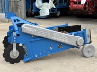 Moissonneuse-batteuse agricole automatique pour pommes de terre et carottes, haute performance, motorisée, compatible IoT, tractée par tracteur pour la récolte agricole