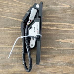Pièce compatible Liugong 850H 862H 870H 856H 50CN 855N Pédale d'accélérateur à commande électronique 37B3318 - Product Image 3