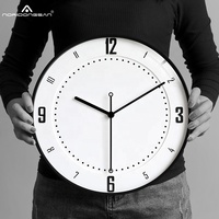 Horloge murale Reteo de style nord-rouge, pour décoration de bureau ou maison, service d'horloge murale moderne OEM/ODM, avec cadre doré, en chine, modèles d'horloge murale indienne, en vente