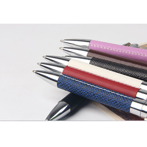 Bolígrafo Novedoso de Metal y Cuero con Pantalla Táctil en Varios Colores, Creativo para Regalo Empresarial Personalizado con Logotipo - Product Image 3