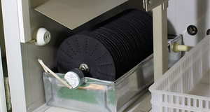 Incubateur à œufs double alimentation, garantie 1 an, design compact, retournement automatique des œufs, 95% d'éclosion pour oies, autruches, poulets, canards, dindes - Product Image 5