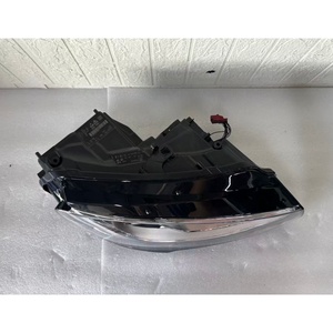 Phares d'origine d'<span class=keywords><strong>occasion</strong></span> <span class=keywords><strong>Audi</strong></span> <span class=keywords><strong>A8</strong></span> D5 Matrix LED 2015-2018 avec fonction d'éclairage normale 12V 6000K - Product Image 5