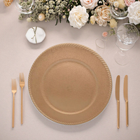 Plaque de chargeur en plastique PP ronde en or de luxe avec bordure à motifs de corde, utilisée pour la décoration de fête de mariage