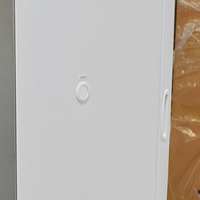 Congélateur-réfrigérateur économique BIOBASE avec isolation durable et design vertical compact pour laboratoire
