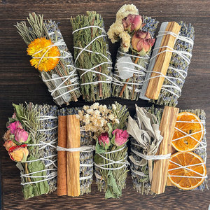 Paquete de lavanda Flores secas Hierbas Crystal Palo Santo Cedar Juegos de regalo de aromaterapia natural para difusor de incienso de relajación - Product Image 1