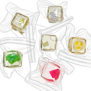NUEVO 2025 Juguete Antiestrés Viral de 3.5cm, Cubo Suave de TPR con Forma de Fruta, Regalo Silencioso para Adolescentes y Adultos, Terapia de Bolsillo - Product Image 2