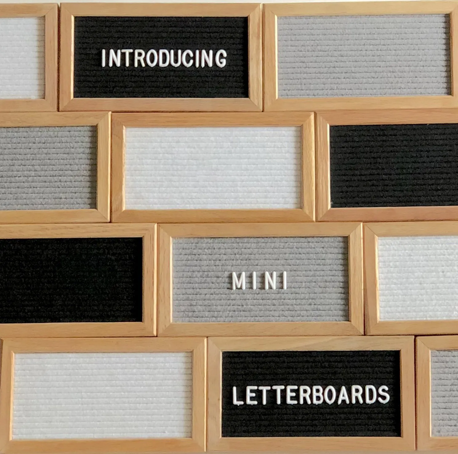 Small Felt Letter Board Message Board Wood Frame Changeable Letter Board with Numbers Letters Characters