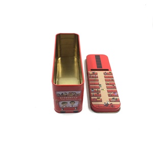 Caja de Metal Rectangular Roja Grande para Regalos y Almacenamiento de Alimentos - Product Image 5