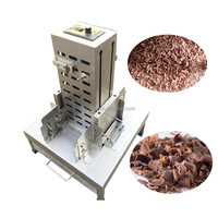 Machine de découpe de pépites de chocolat commerciale arrose de chocolat faisant la machine machine de coupe de copeaux de chocolat