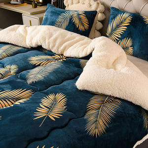 Haute qualité hiver lait velours cachemire laine d'agneau <span class=keywords><strong>couette</strong></span> épaissie roi reine taille plante fleur motif impression lit chaud <span class=keywords><strong>couette</strong></span> - Product Image 4