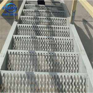 Grille de sécurité antidérapante perforée de haute qualité, à haute durabilité, en acier galvanisé, type « bouche de crocodile » - Product Image 5
