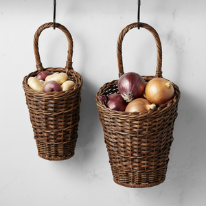 Ensemble de 2 paniers à oignons tissés Williams Sonoma - Product Image 1