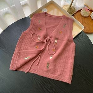 Gilet in <span class=keywords><strong>Maglia</strong></span> Ricamato Squisito per <span class=keywords><strong>Donna</strong></span>, Nuovo Gilet Corto in <span class=keywords><strong>Maglia</strong></span> con Scollo a V e Lacci Stile College - Product Image 4