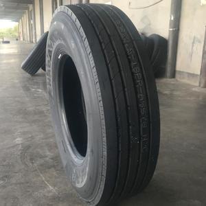 Neumático Radial para Camión, Modelos 295/80R22.5 y 315/70R22.5, Alto Rendimiento para Vehículos Comerciales - Product Image 3