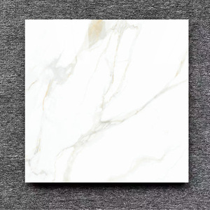 Vente directe d'usine : Carreaux de sol en céramique vitrifiée 60 x 60 blancs pour intérieur, idéaux pour les maisons et les salons en Chine - Product Image 3