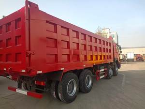 Camión Volquete Pesado HOWO 8x4 Usado de Alta Calidad, 375HP, 51-60 Toneladas, Excelente Estado de Funcionamiento, Volante a la Izquierda, Estándar de Emisiones Euro 3 - Product Image 3