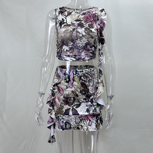 Ensemble haut court et jupe imprimés floraux pour femmes, sans manches, en mousseline de soie, à volants, col rond, tenue de club sexy, tenue de printemps et d'été - Product Image 5