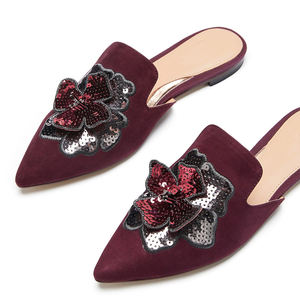 Pantoufle personnalisé Petit Talon En Daim Souple Avec de Belles Paillettes femmes Pantoufles En Gros Prix Avec Une <span class=keywords><strong>Petite</strong></span> QUANTITÉ MINIMALE DE COMMANDE Prêt À Expédier - Product Image 2