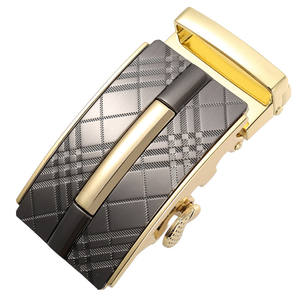 Venta al por mayor de buena calidad chapado en oro de Metal de lujo de encargo cinturón hebilla para hombre - Product Image 3