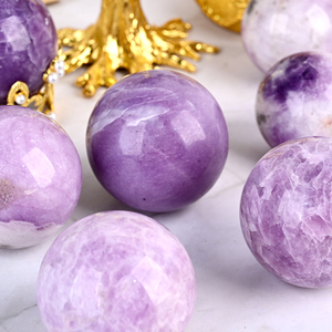 Sphères de cristal en vente en gros, sphère de cristal de lépidolite violette naturelle pour la décoration - Product Image 3
