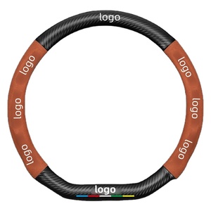 Accessoires automobiles de concepteur de Guangdong Couvre-volant en <span class=keywords><strong>cuir</strong></span> et fourrure avec logo personnalisé - Product Image 1