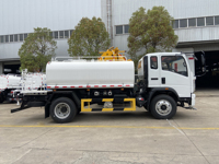 Howo 4x2 8000 litres camion-citerne à eau de haute qualité arroseurs d'eau camion eau Bowser camion camion de pulvérisation d'eau
