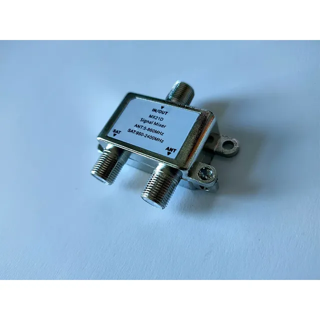 DVB-S2+DVB-C DVB-T/T2/ATSC/ISDBT Mixer Combiners SAT950-2400Mhz+ANT 47-870Mhz Satellite + Cable Wireless TV Combiner Splitter