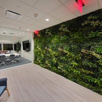 Clôture verticale de style jungle personnalisée, mur végétal artificiel vert, plante suspendue, mur de gazon artificiel vert pour la décoration de la maison
