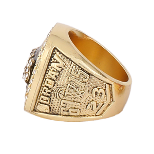 Vente en gros 1992 <span class=keywords><strong>Chicago</strong></span> and <span class=keywords><strong>Bulls</strong></span> Anneaux de championnat <span class=keywords><strong>Jordan</strong></span> Basketball Anneaux Bijoux en alliage avec des prix bon marché - Product Image 3