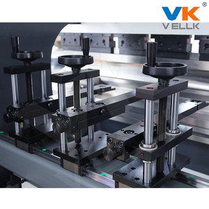 เครื่องพับโลหะ CNC รุ่น <span class=keywords><strong>VK</strong></span> WC67K NC 40T 80T แบบแกนทอร์ชั่น ขนาด 1600 มม. ปรับแต่งได้ - Product Image 3