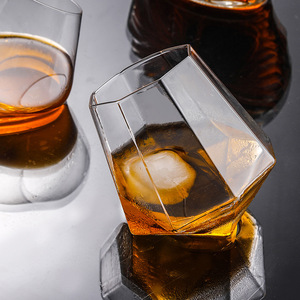 <span class=keywords><strong>Verre</strong></span> à whisky en cristal fait main, <span class=keywords><strong>verre</strong></span> à vin rouge <span class=keywords><strong>sans</strong></span> <span class=keywords><strong>pied</strong></span> créatif en forme de diamant, coupe à cocktail personnalisée pour bar, maison et fêtes - Product Image 5