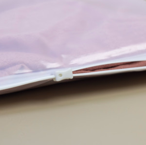 أكياس بسحاب قابلة للتحلل الحيوي والتحويل إلى سماد من PLA ونشا الذرة، بسحابات بلورية ونقش بارز، سمك 0.03 مم، متوفرة بخدمات <span class=keywords><strong>OEM</strong></span>/ODM للملابس - Product Image 3