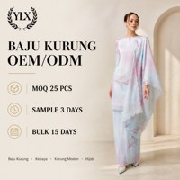 Baju Kurung personnalisé pour femme, ensemble deux pièces, imprimé aquarelle, avec cape superposée et bordure festonnée, OEM/ODM, marque privée, style modeste Malaisie Raya