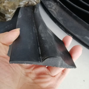 Kit de joint d'étanchéité pour seuil de <span class=keywords><strong>porte</strong></span> de garage extrudé - Product Image 2