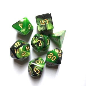 Juego de dados multicolor de dos colores, juego de 7 piezas, dados numerados, juego de mesa de rol, dados DND, esquinas redondeadas, efecto metálico - Product Image 5
