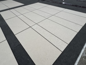 <span class=keywords><strong>Pierre</strong></span> naturelle <span class=keywords><strong>en</strong></span> <span class=keywords><strong>pierre</strong></span> calcaire beige d'agarwood bulgare pour revêtement mural, terrasse <span class=keywords><strong>de</strong></span> piscine extérieure, pavage <span class=keywords><strong>de</strong></span> jardin - Product Image 4