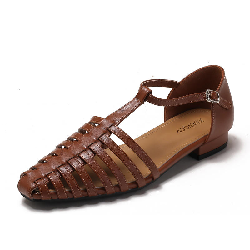 สีน้ำตาล