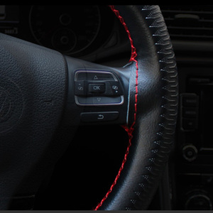 Couleur personnalisée 2025 usine directe de haute qualité en <span class=keywords><strong>cuir</strong></span> PU main couverture de <span class=keywords><strong>volant</strong></span> de voiture accessoire de mode Offre Spéciale bricolage - Product Image 4