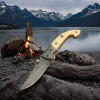 Couteau de poche de chasse pliant Portable en acier damas de qualité industrielle de haute qualité pour hommes OEM manche en bois personnalisable usine de cadeaux