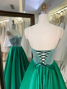 Abito da ballo <span class=keywords><strong>verde</strong></span> <span class=keywords><strong>smeraldo</strong></span> senza spalline con corpetto in strass, in raso, lungo fino al pavimento, con allacciatura posteriore - Product Image 6