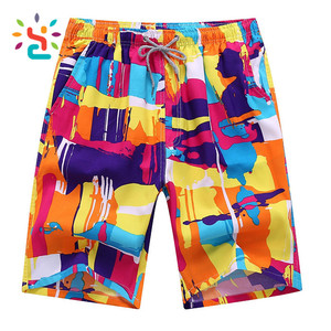 Shorts <span class=keywords><strong>de</strong></span> bain pour hommes personnalisés avec impression par sublimation, confortables, imperméables, style hawaïen, pour la natation et le fitness - Product Image 4