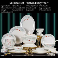 Service de vaisselle de style chinois traditionnel, motif poisson koi rouge porte-bonheur et eau bleue, élégants bols et assiettes en porcelaine pour la famille
