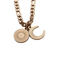 Collier pendentif assorti lune et soleil en acier inoxydable plaqué or Carline avec chaîne à maillons en corde pour femmes
