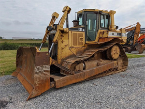 Bulldozer japonais original D7H, disponible en pièces de rechange, pot sur chenilles, D7H D7G D7R D7K D6R D8R, utilisé en vente - Product Image 2
